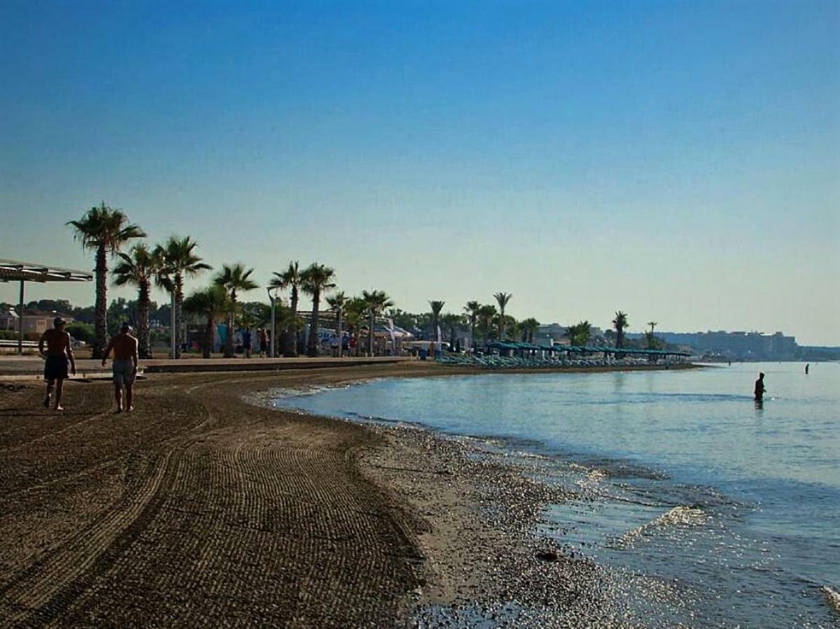 Easystay Two Bedroom Apartment Larnaca Buitenkant foto