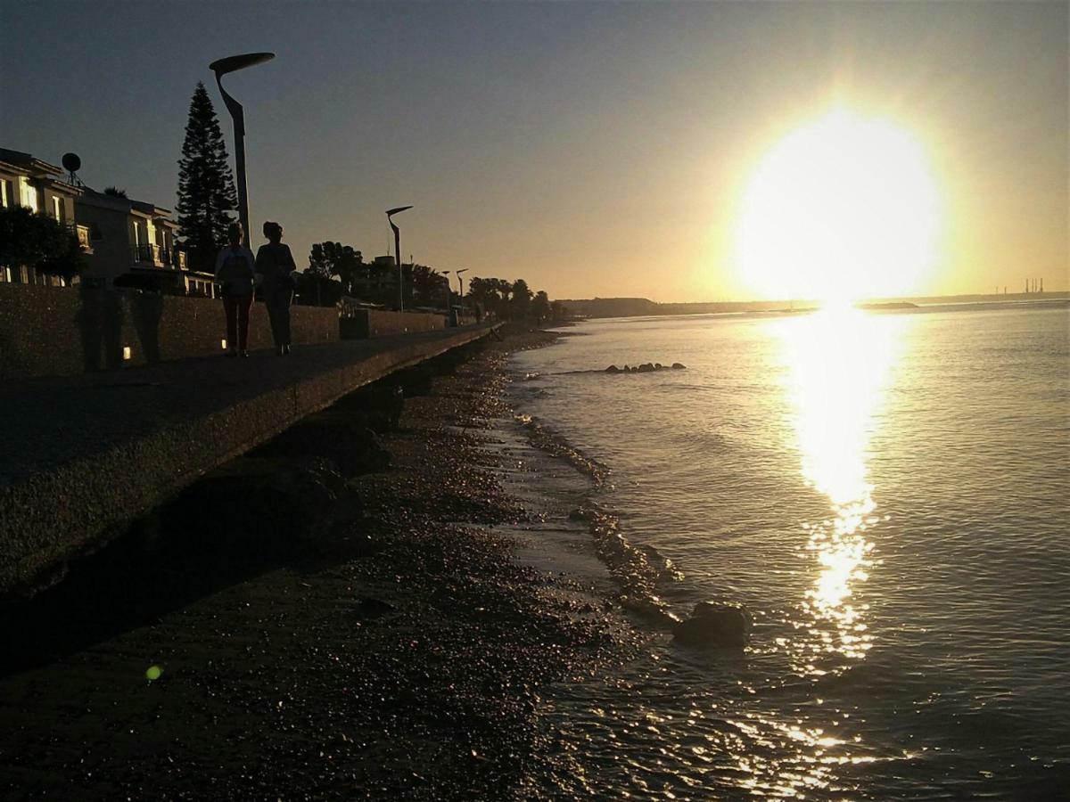 Easystay Two Bedroom Apartment Larnaca Buitenkant foto